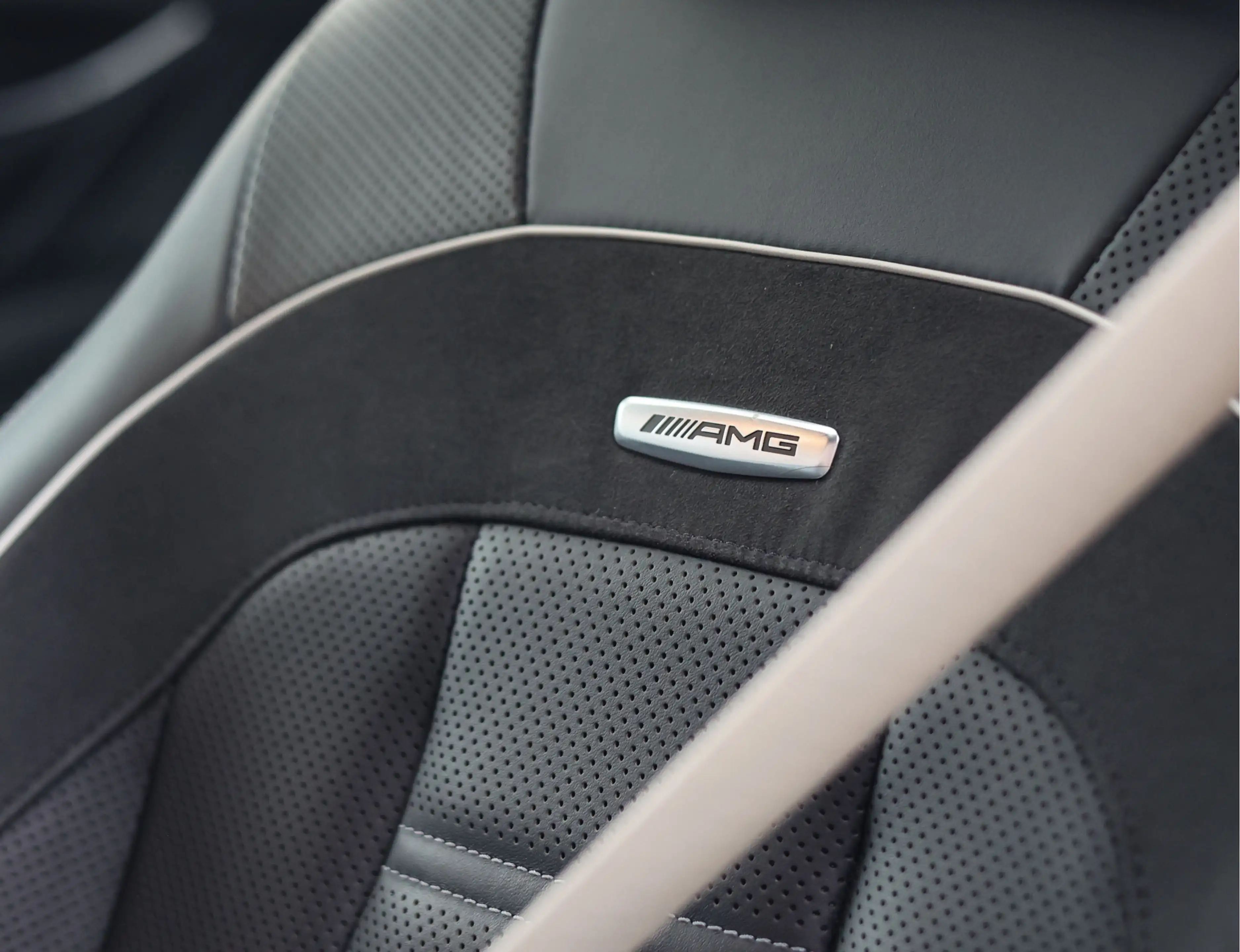 Mercedes-Benz E 63 AMG S 4MATIC+ Estate | Pano - Trekhaak - Burmester — photo 29