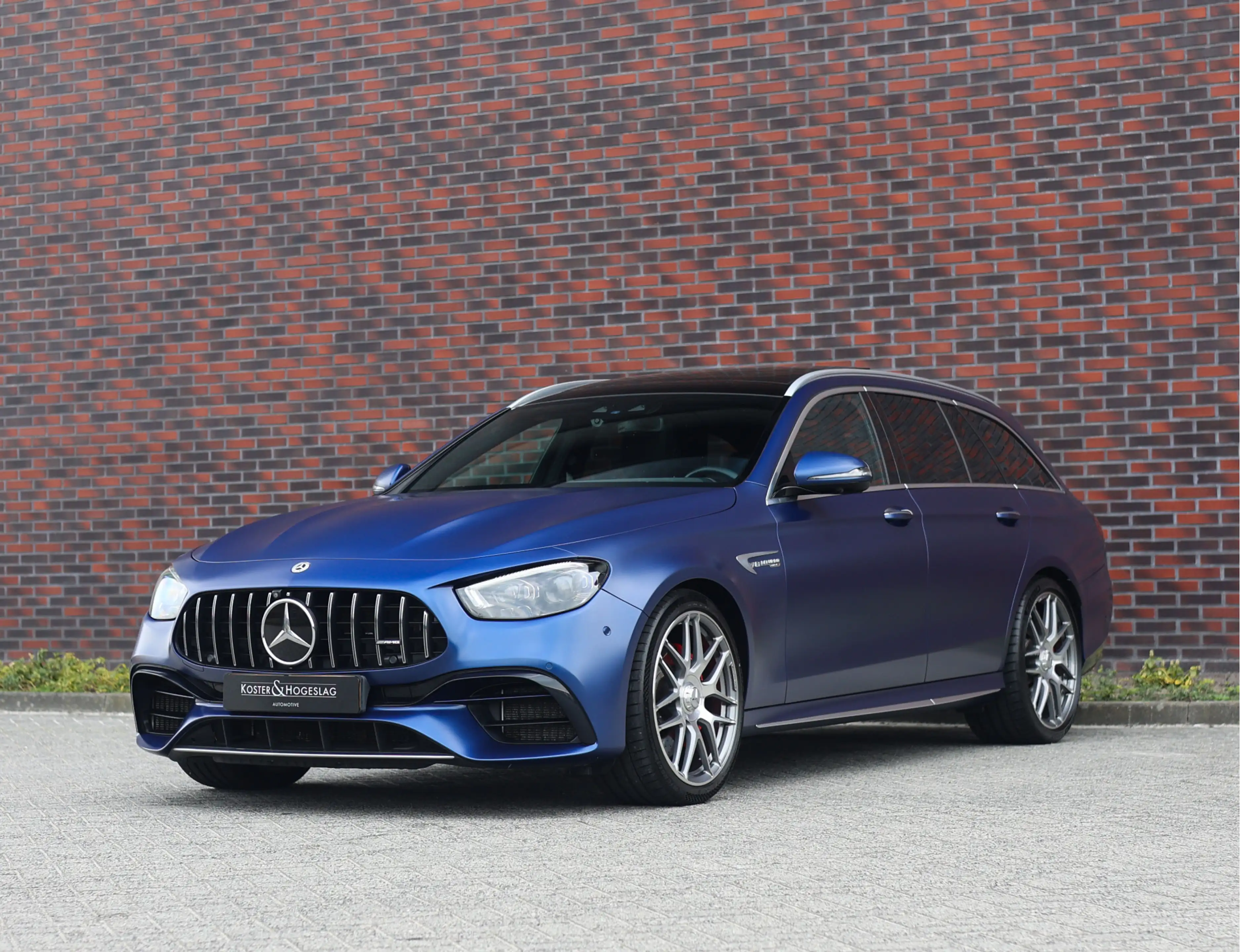 Mercedes-Benz E 63 AMG S 4MATIC+ Estate | Pano - Trekhaak - Burmester — photo 18