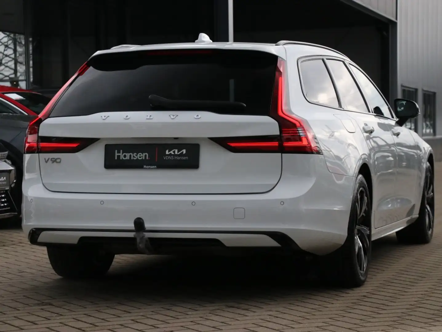 Volvo V90 2.0 T6 AWD R-Design I Trekhaak I Leder I Elektrisc Wit - 2