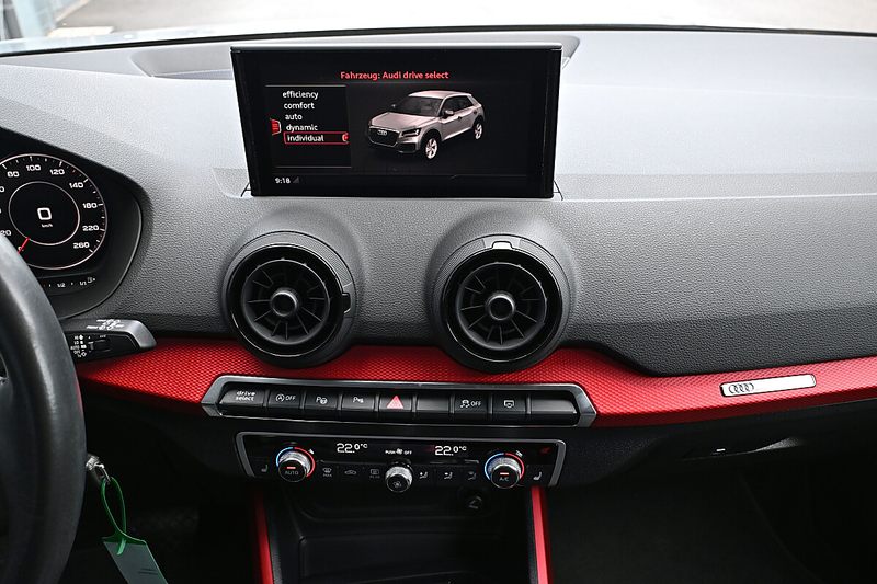 Audi Q2 1,4 TFSI COD S-tronic ACC, LED, Navi, eKlappe, ... — photo 14