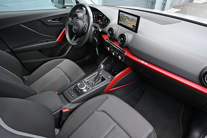 Audi Q2 1,4 TFSI COD S-tronic ACC, LED, Navi, eKlappe, ... — photo 4