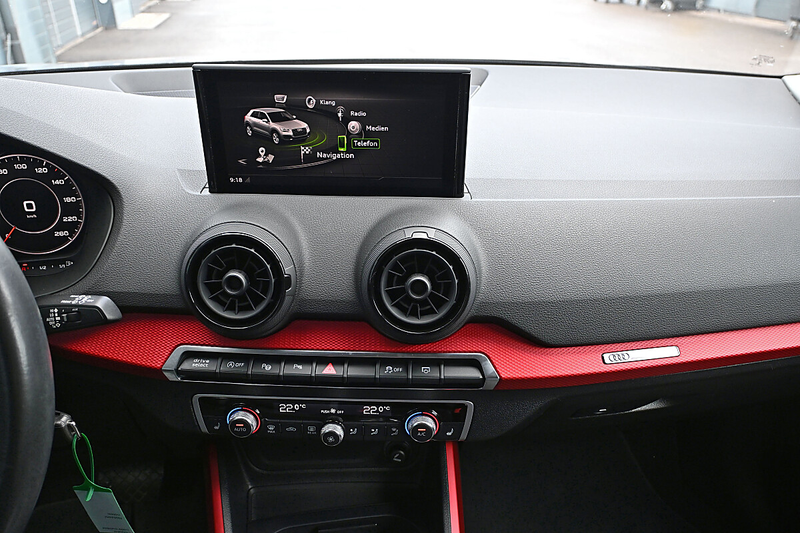 Audi Q2 1,4 TFSI COD S-tronic ACC, LED, Navi, eKlappe, ... — photo 12