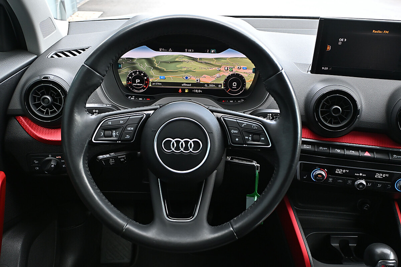 Audi Q2 1,4 TFSI COD S-tronic ACC, LED, Navi, eKlappe, ... — photo 10