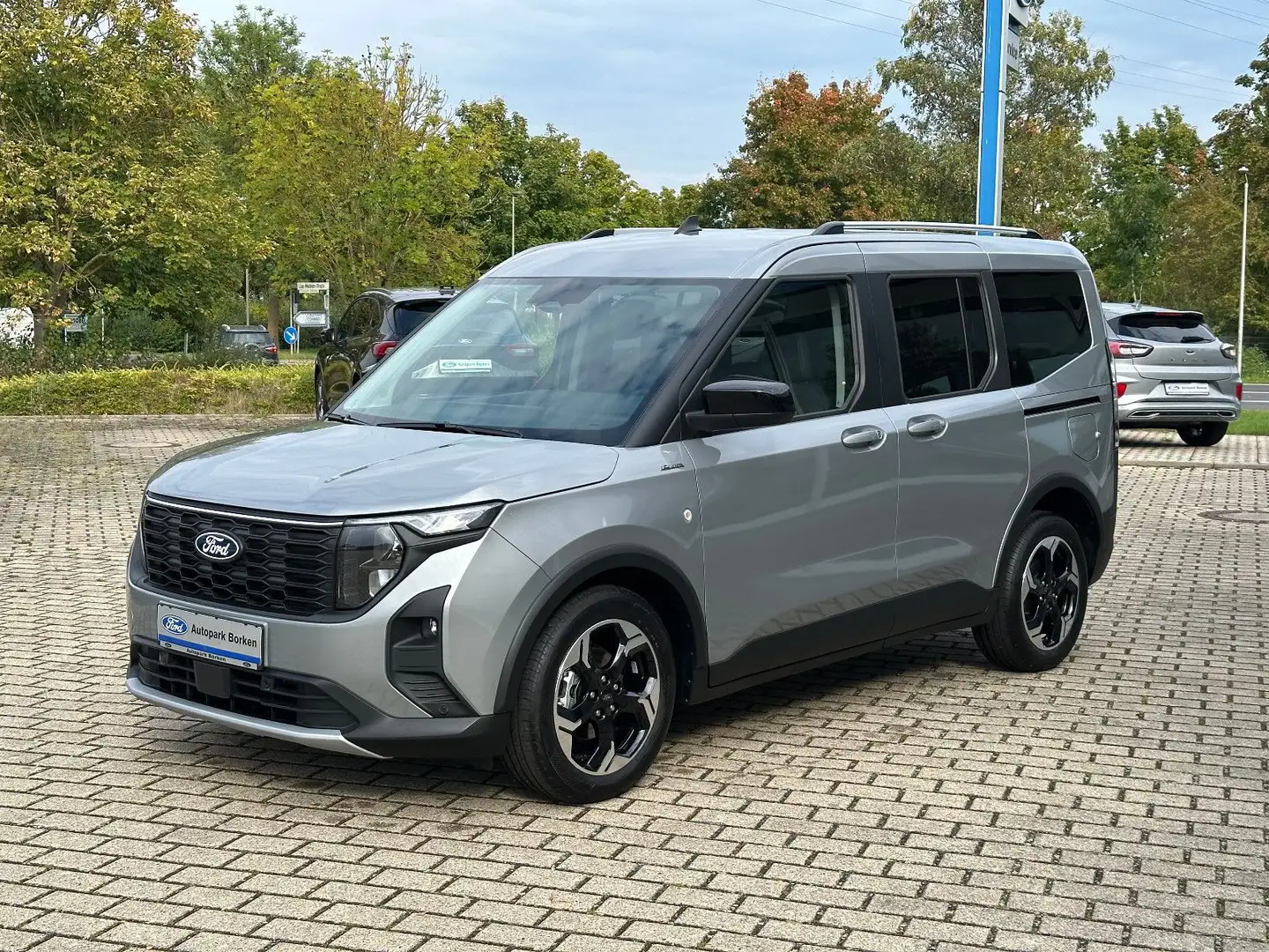 Ford Tourneo Courier Active LED Kamera Navi Plateado - 1