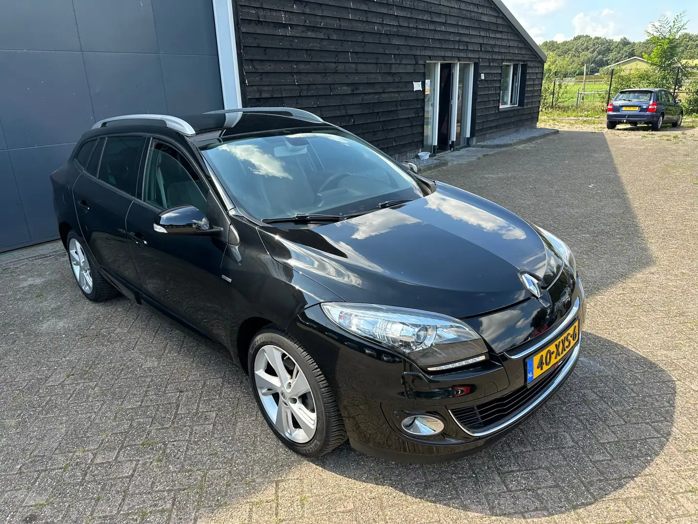 Renault Megane Estate 1.2 TCe Bose Zwart - 2