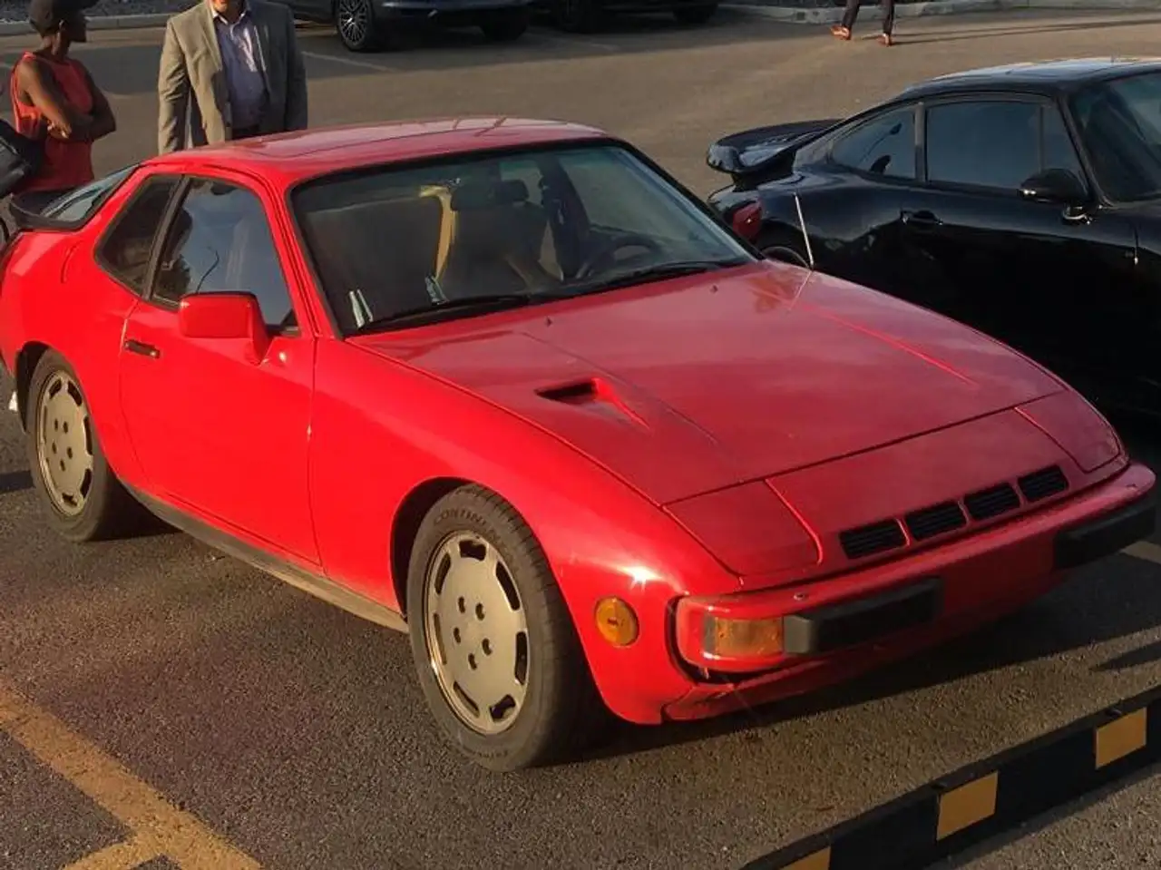 Porsche 924 снимка Porsche 924