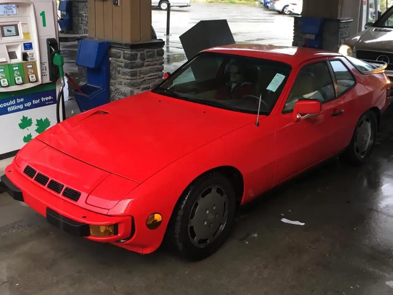 Porsche 924 снимка Porsche 924
