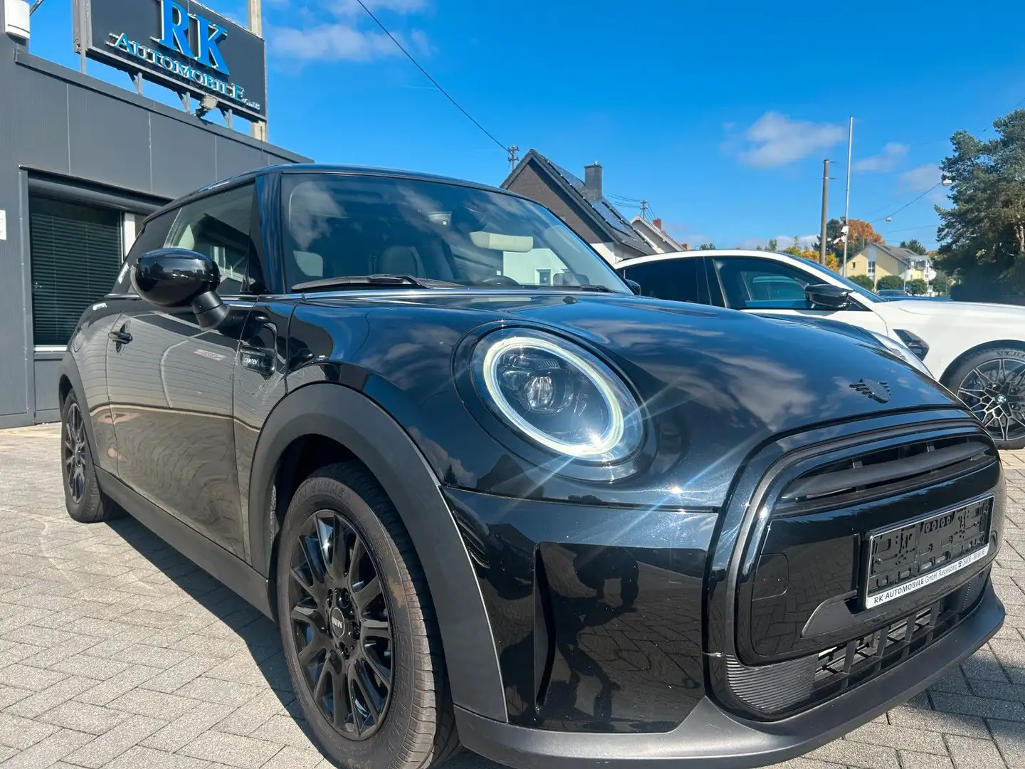 MINI Cooper Mini 3-trg. Cooper CAMDEN Sondermodell Schwarz - 1