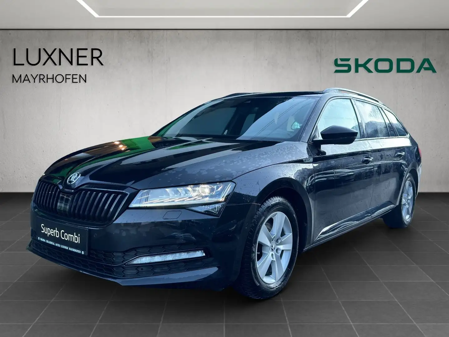 Skoda Superb 4x4 SPORTLINE TDI DSG Schwarz - 1