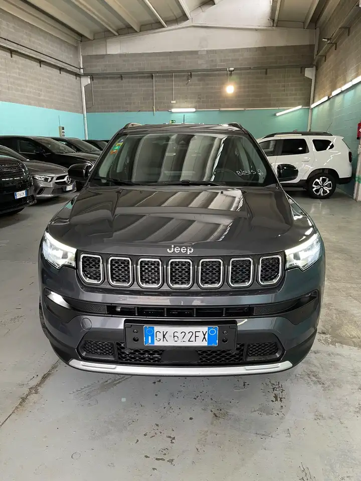 Jeep Compass II 1.3 turbo t4 phev Limited 4xe auto, миниатюра 9