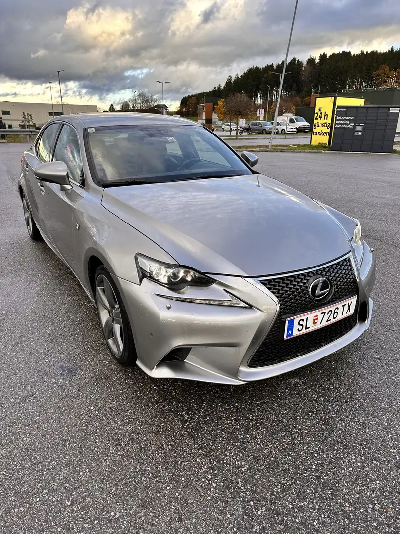 Lexus IS 300 300h F Sport F-Sport Grau - 2