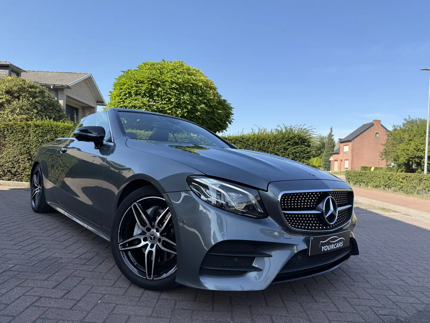 Mercedes-Benz E 220 Cabriolet * BURMESTER * HEADUP DISPLAY Gris - 2