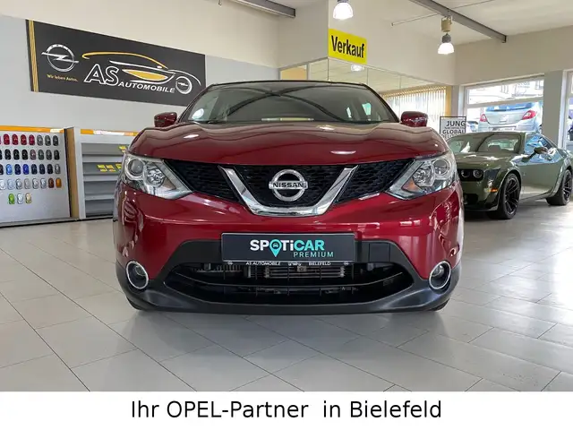 Nissan Qashqai view 2