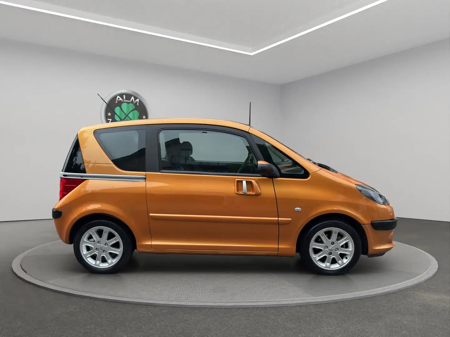 Peugeot 1007 1.4 HDi Sporty Orange - 2