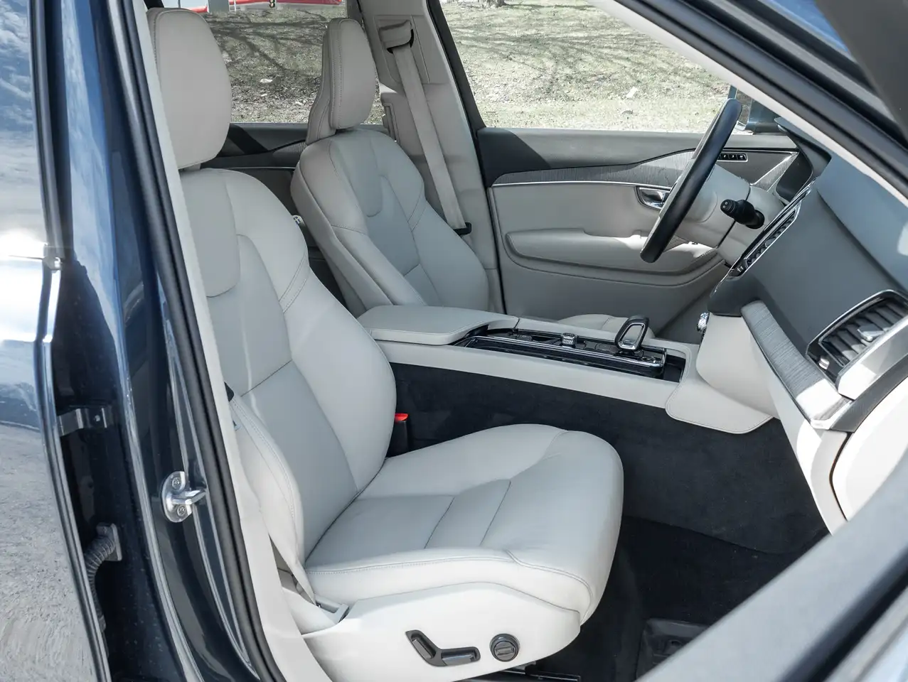 Volvo XC90 снимка Volvo XC90