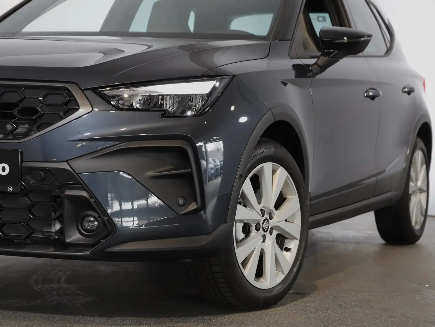 SEAT Arona FR 1.0 TSI DSG Grau - 2