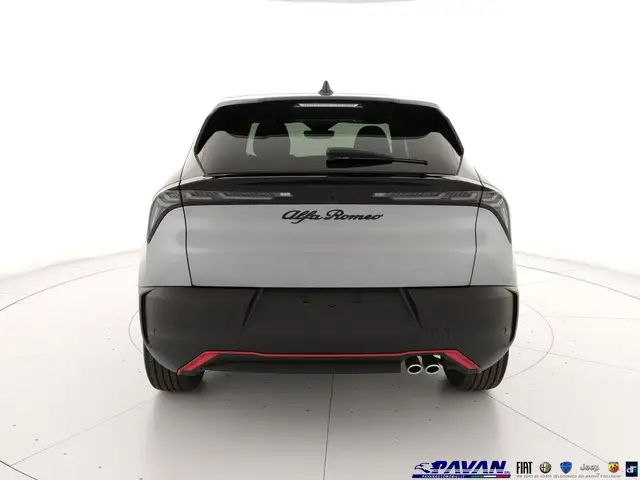 Alfa Romeo Junior view 4