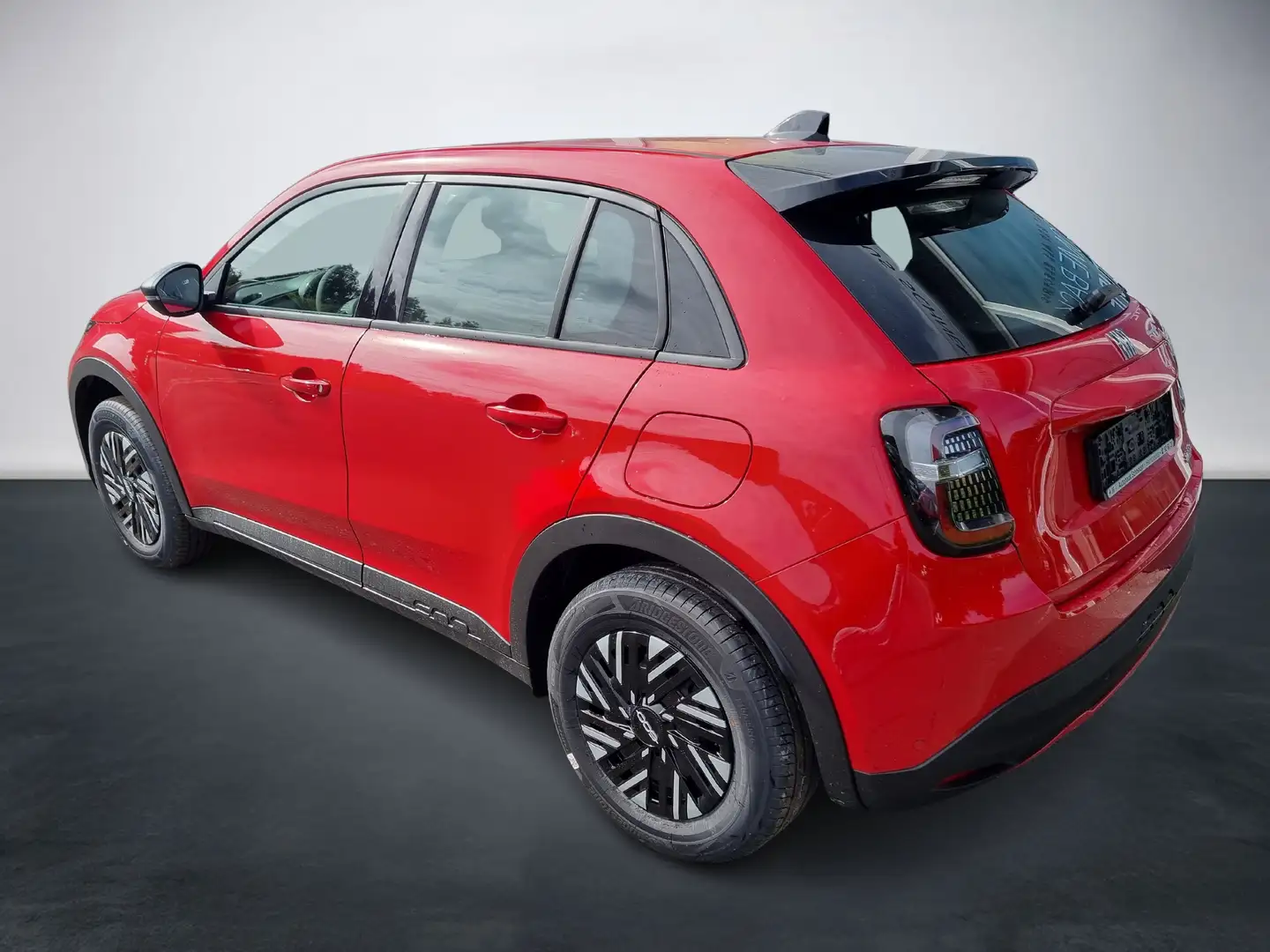 Fiat 600 Hybrid MY25 Special Edition 1.2 Rouge - 2