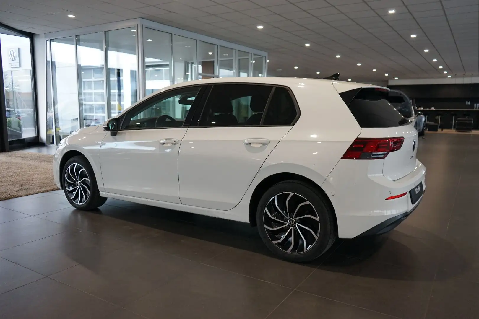 Volkswagen Golf 2.0 TDI Life | Discover Pro | Kamera Weiß - 2