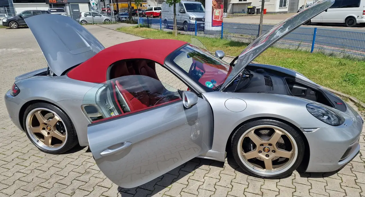 Porsche 718 25 Jahre 3