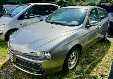 147 5-Türer 1.6 Twin Spark I.Hand 50.000 KM Sitzheizung