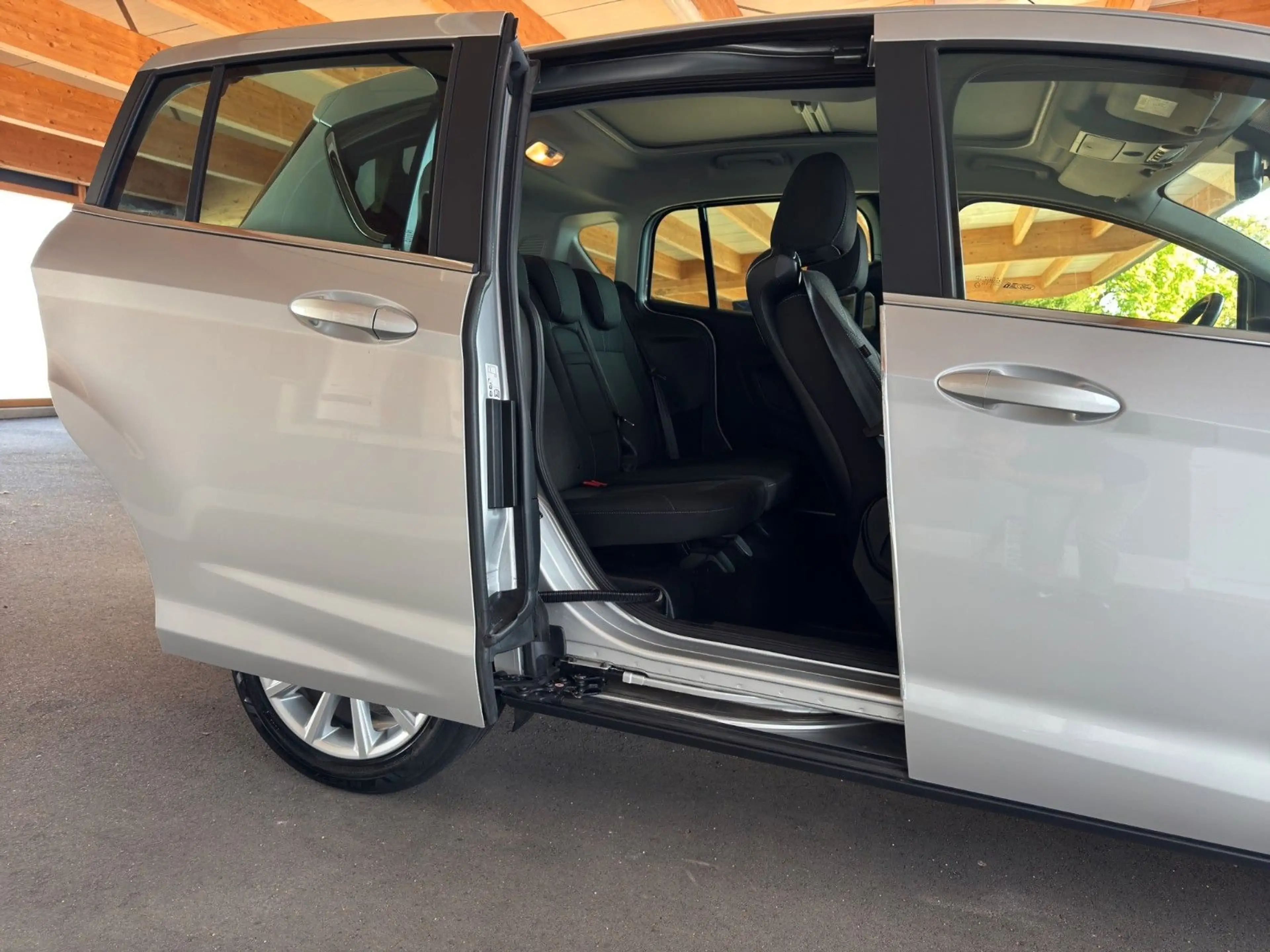 Ford B-Max 1.5 TDCi Titanium PANO/AHK/KLIMAAUT/TEMPO — photo 12