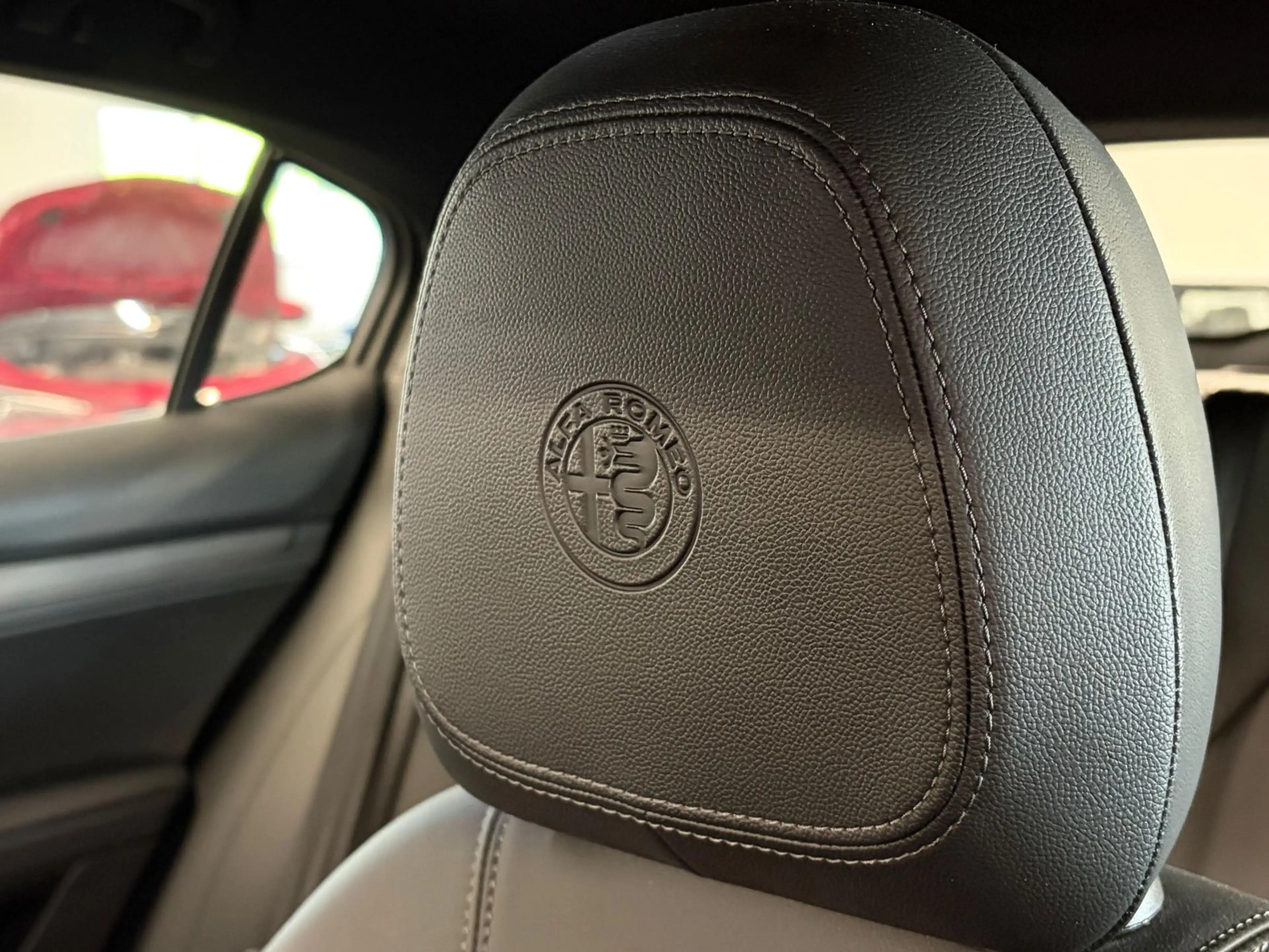 Alfa Romeo Stelvio Ti Q4 MATRIX+MEMO+ACC+KAM+TOT.W+AHK+ — photo 7