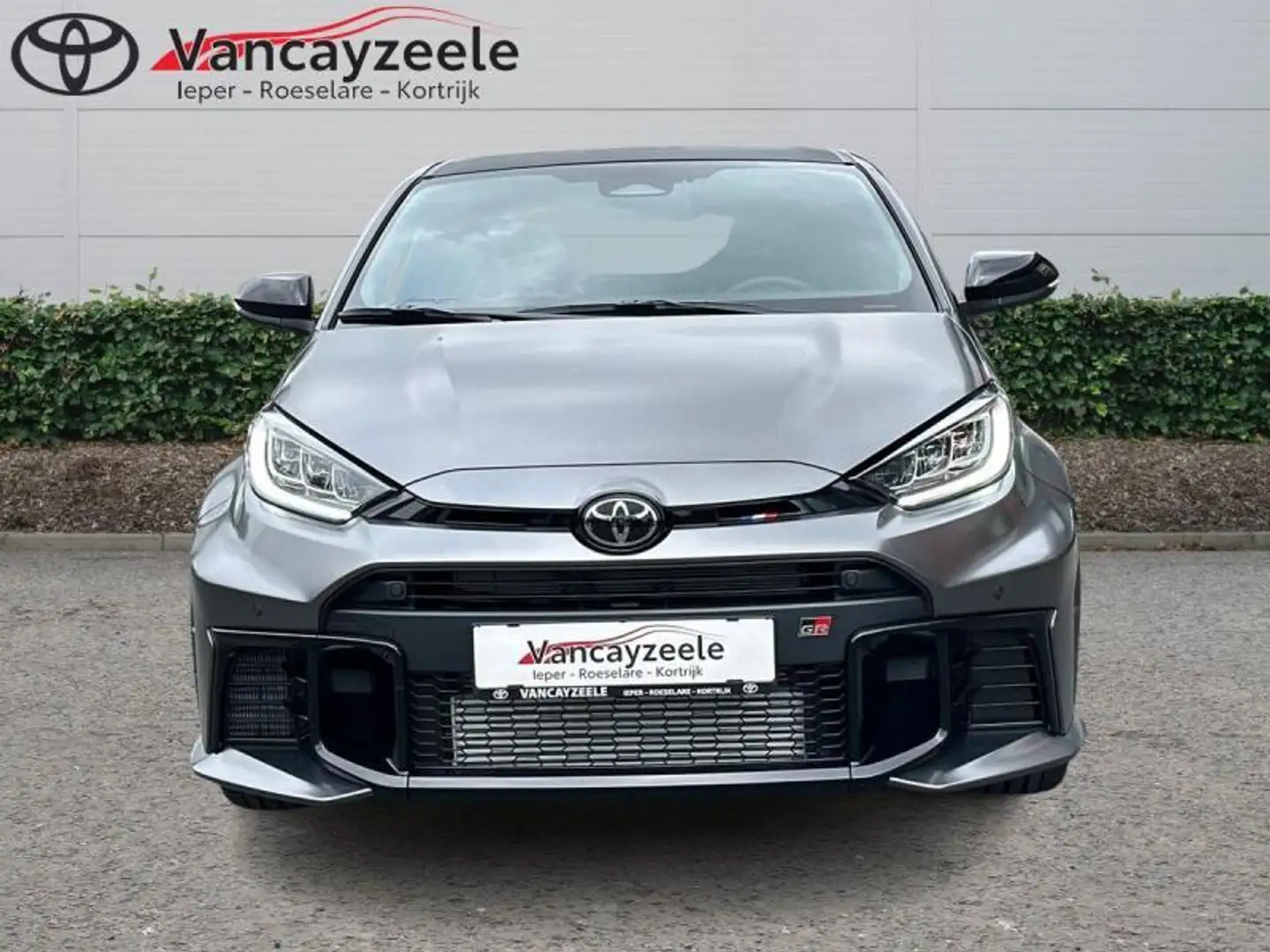 Toyota Yaris GR Ogier Edition Gris - 2