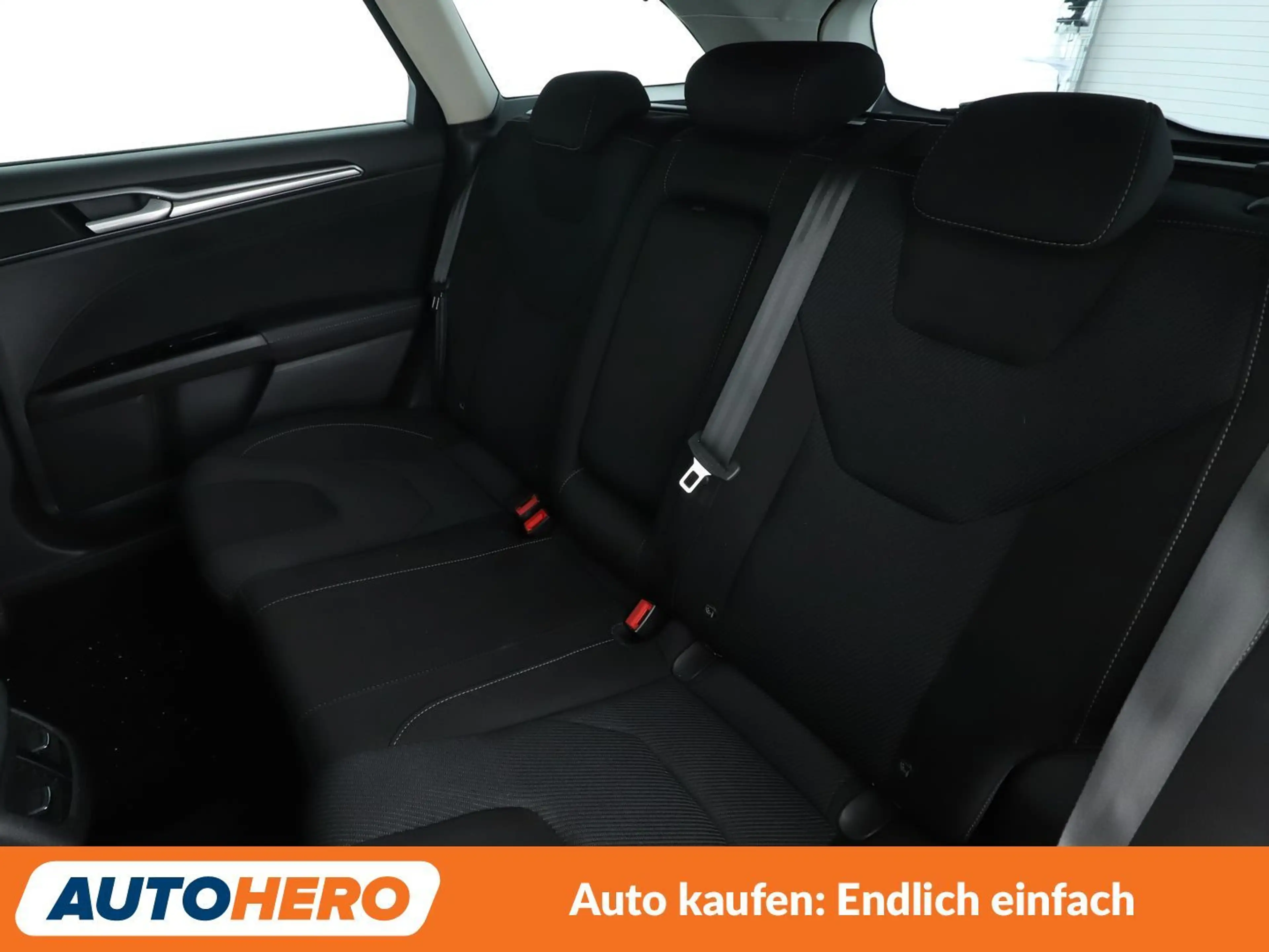 Ford Mondeo 2.0 EcoBoost Titanium Aut.*TEMPO*PDC*SHZ* — photo 14