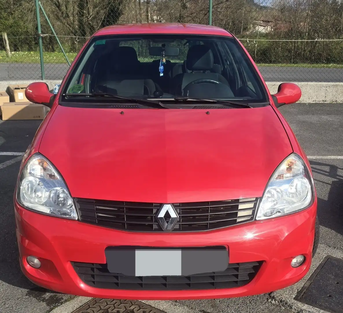 Renault Clio Grand Tour 1.2 Authentique Rojo - 1