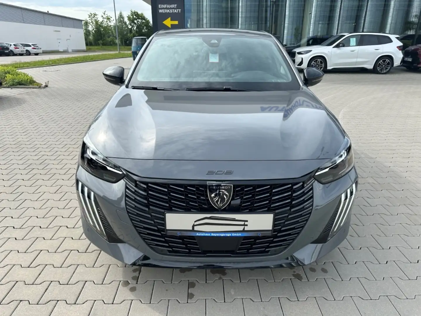Peugeot 208 GT Navi Klima LED Gris - 2