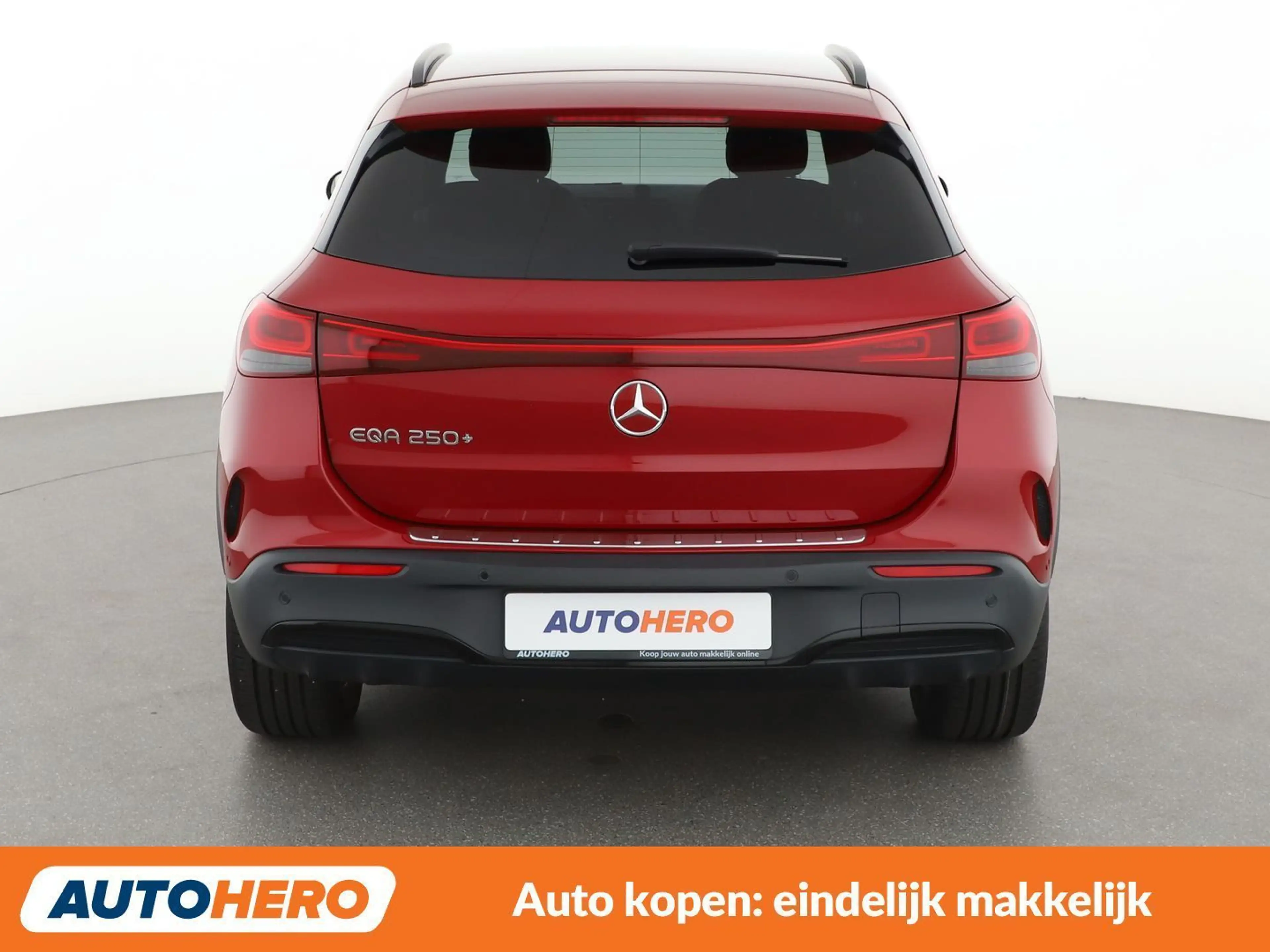 Mercedes-Benz EQA 250 250 AMG Line — photo 5