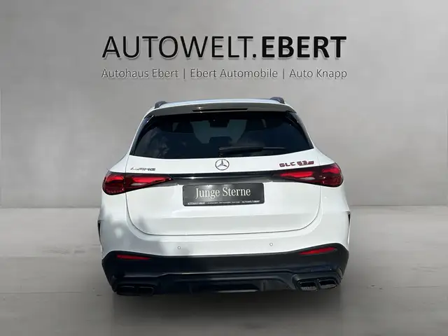 Mercedes-Benz GLC view 4
