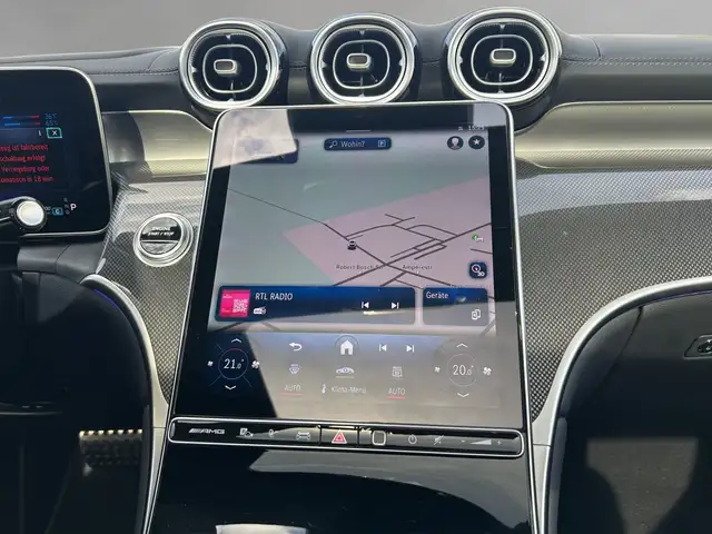 Mercedes-Benz GLC view 11