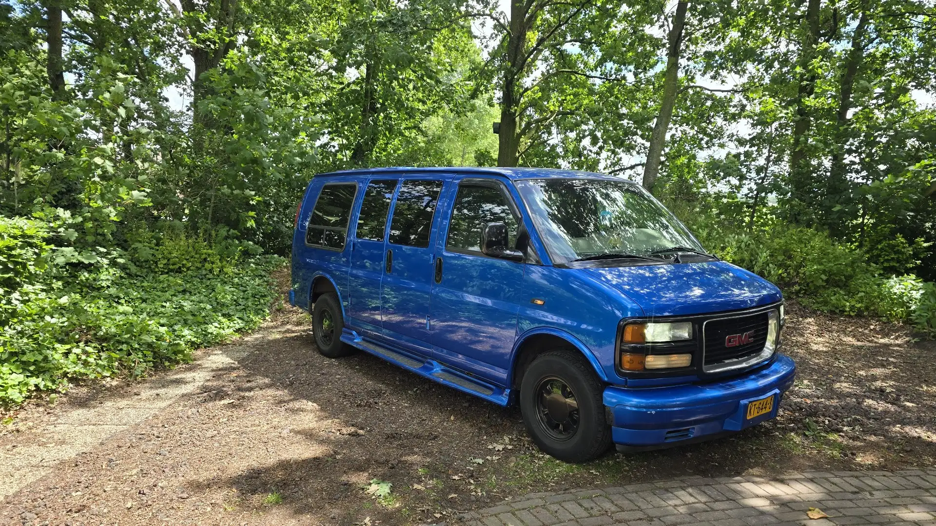 GMC Savana 5.0 L V8 op camperkenteken Blau - 2