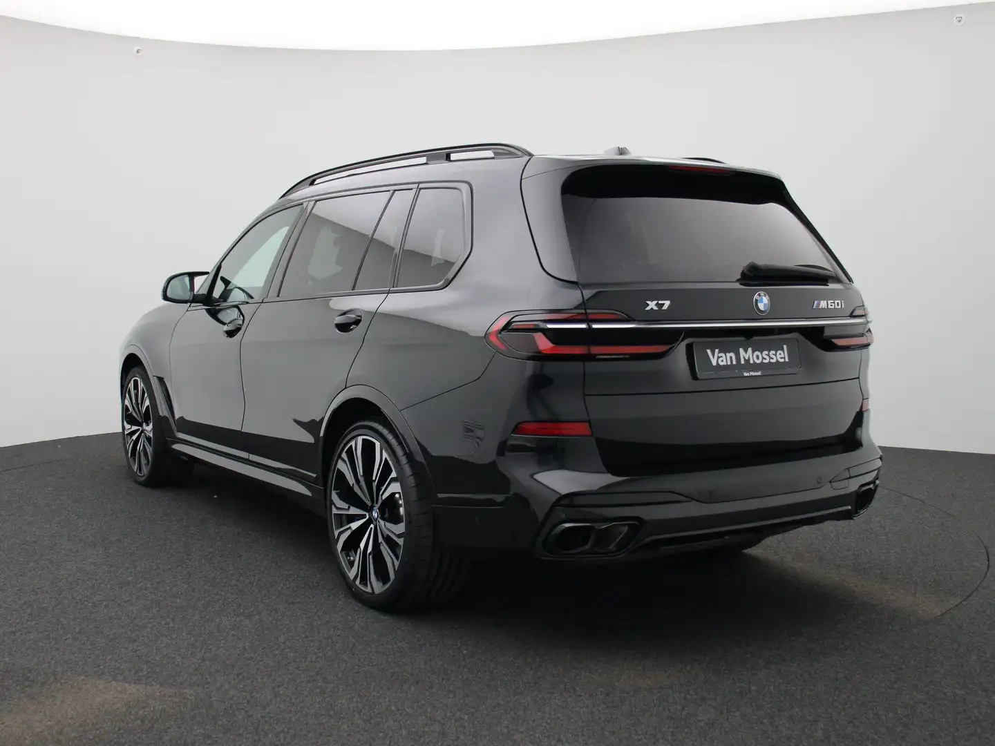 BMW X7 M60i xDrive 7ZIT | BOWERS & WILKINS | SKY LOUNGE | Černá - 2