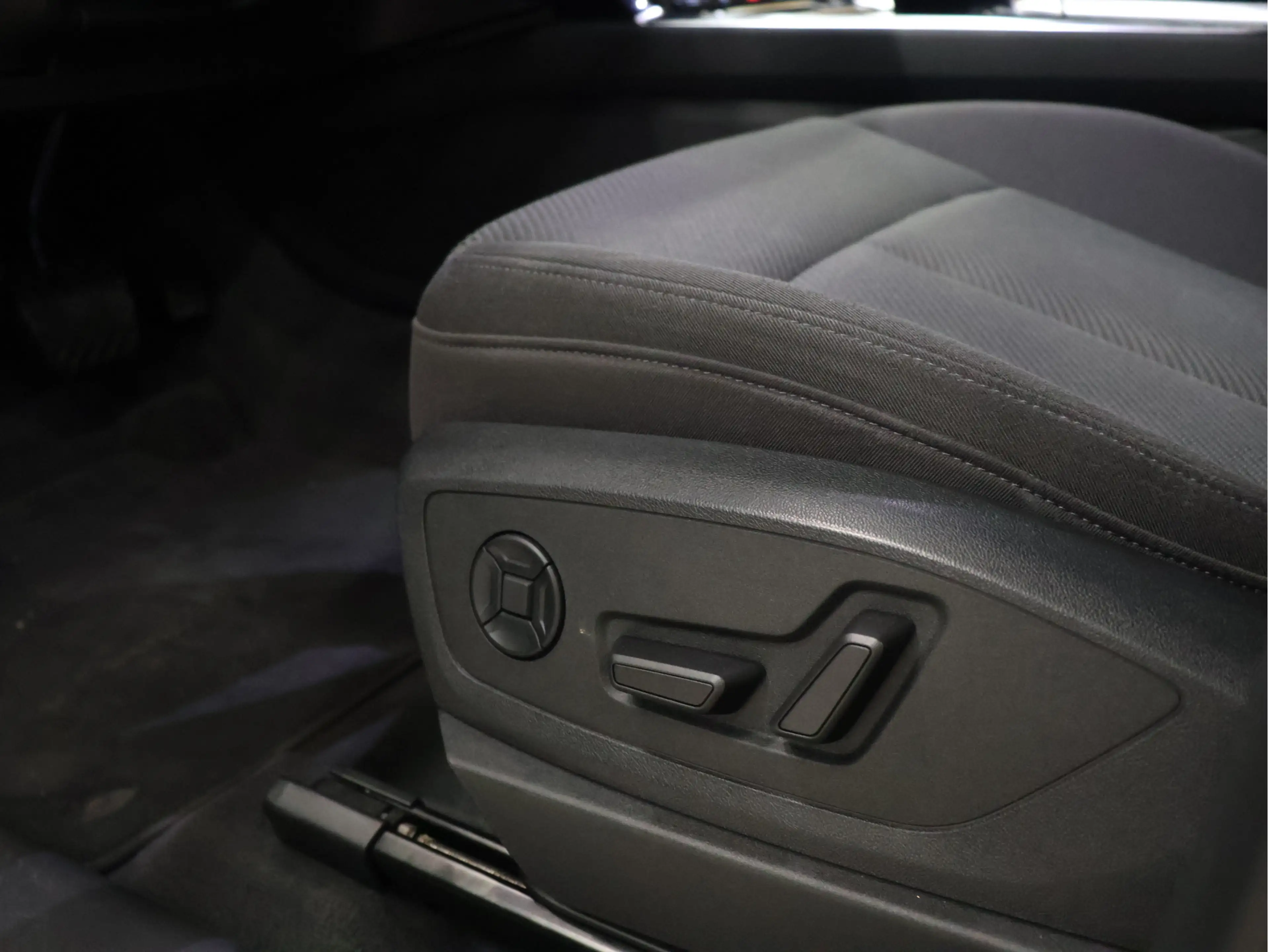 Audi e-tron Sportback 55 quattro edition 95 kWh [APPLE CARPLAY — photo 14