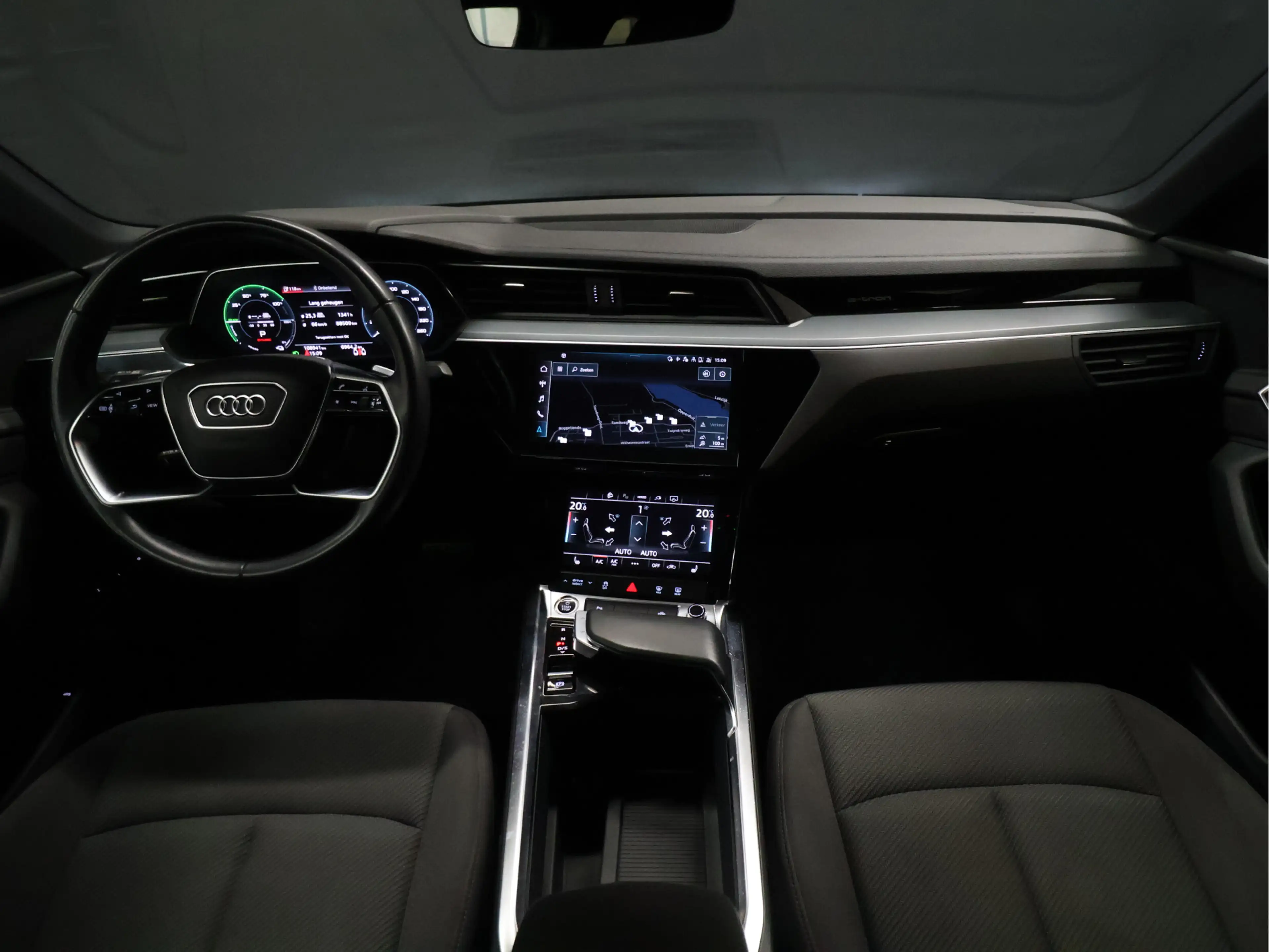 Audi e-tron Sportback 55 quattro edition 95 kWh [APPLE CARPLAY — photo 6