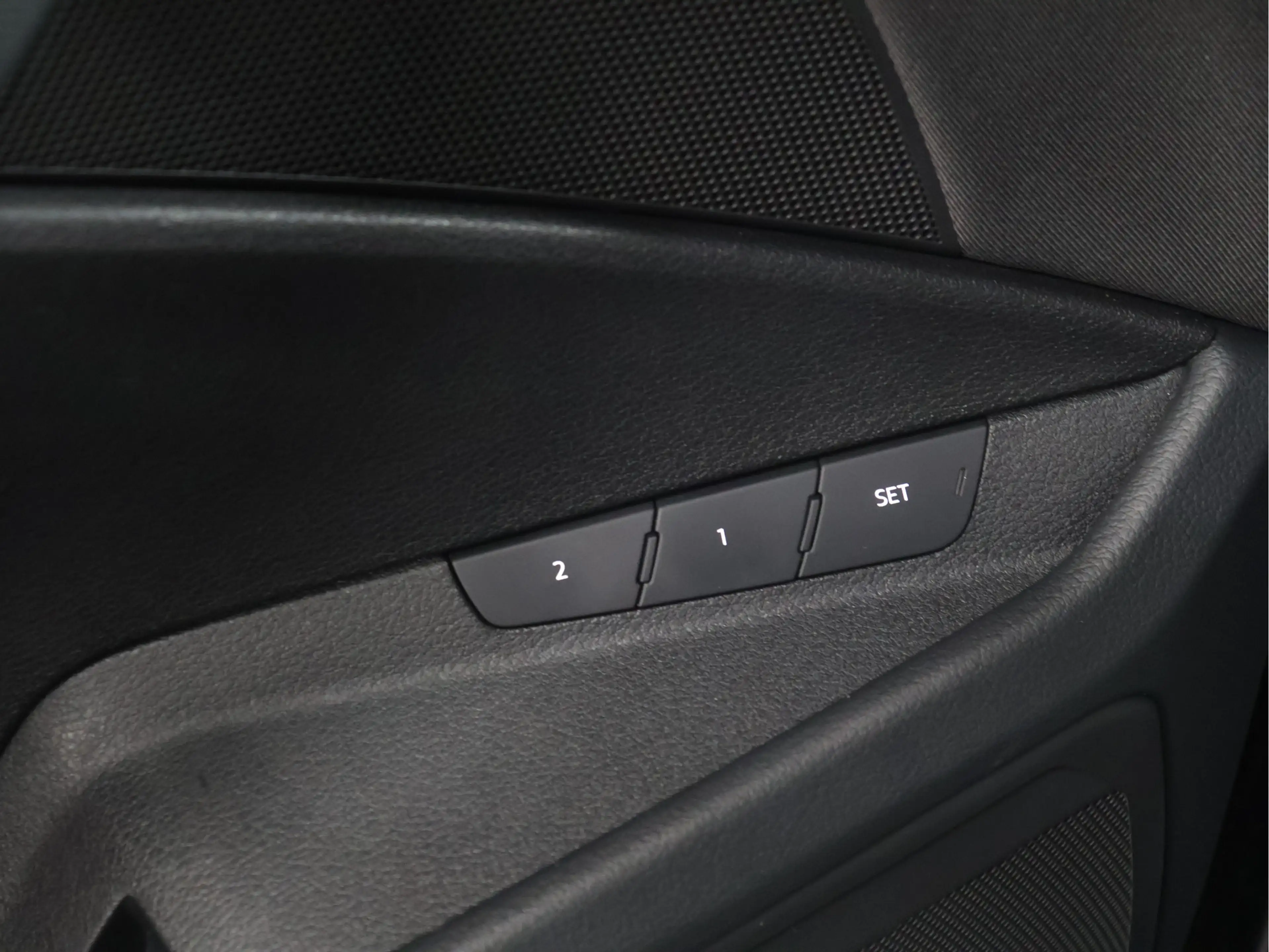Audi e-tron Sportback 55 quattro edition 95 kWh [APPLE CARPLAY — photo 13