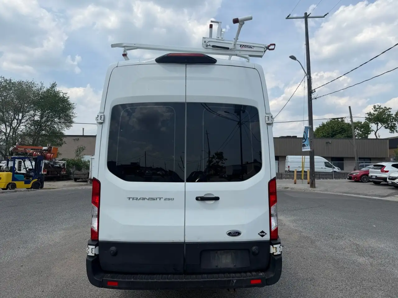 Ford Transit снимка Ford Transit