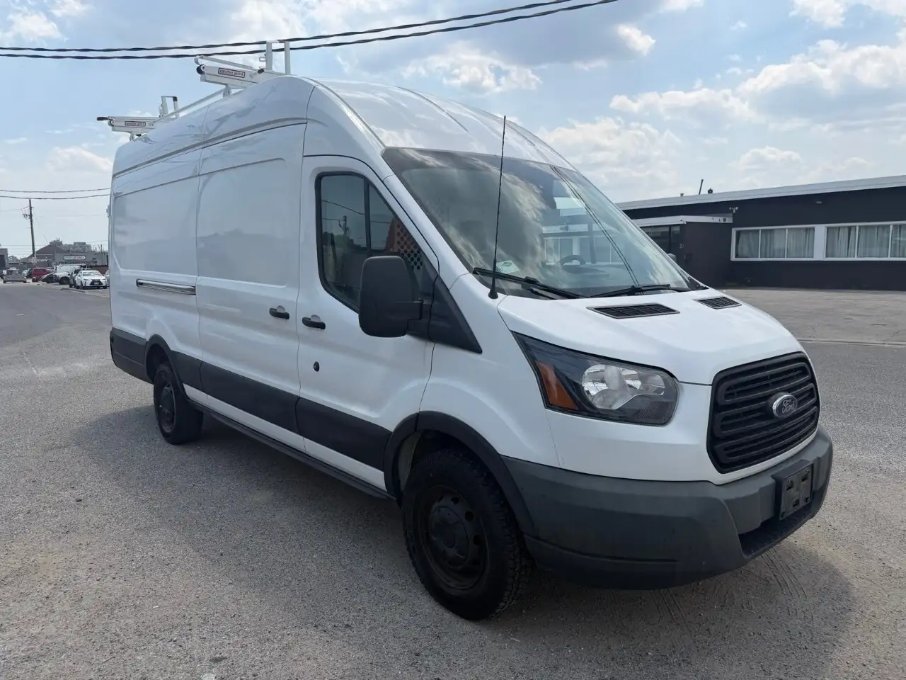 Ford Transit снимка Ford Transit