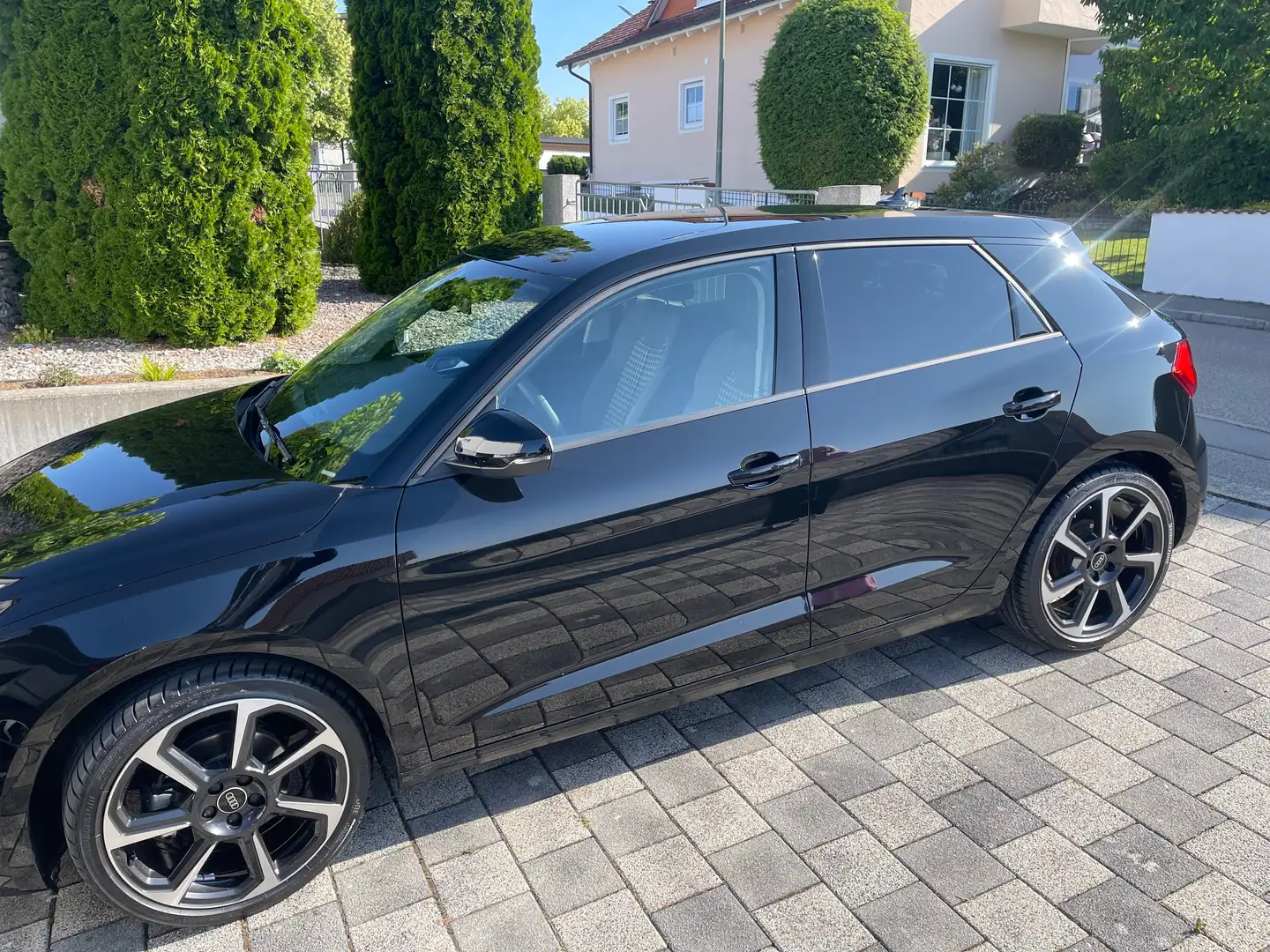 Audi A1 A1 Sportback 35 TFSI Sportback S tronic advanced Schwarz - 2