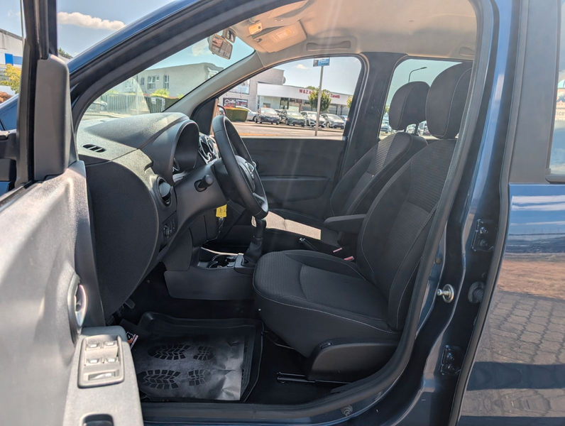 Dacia Lodgy Comfort*1-HAND*7-SITZE*TEMPOMAT*PDC*AHK !! — photo 15