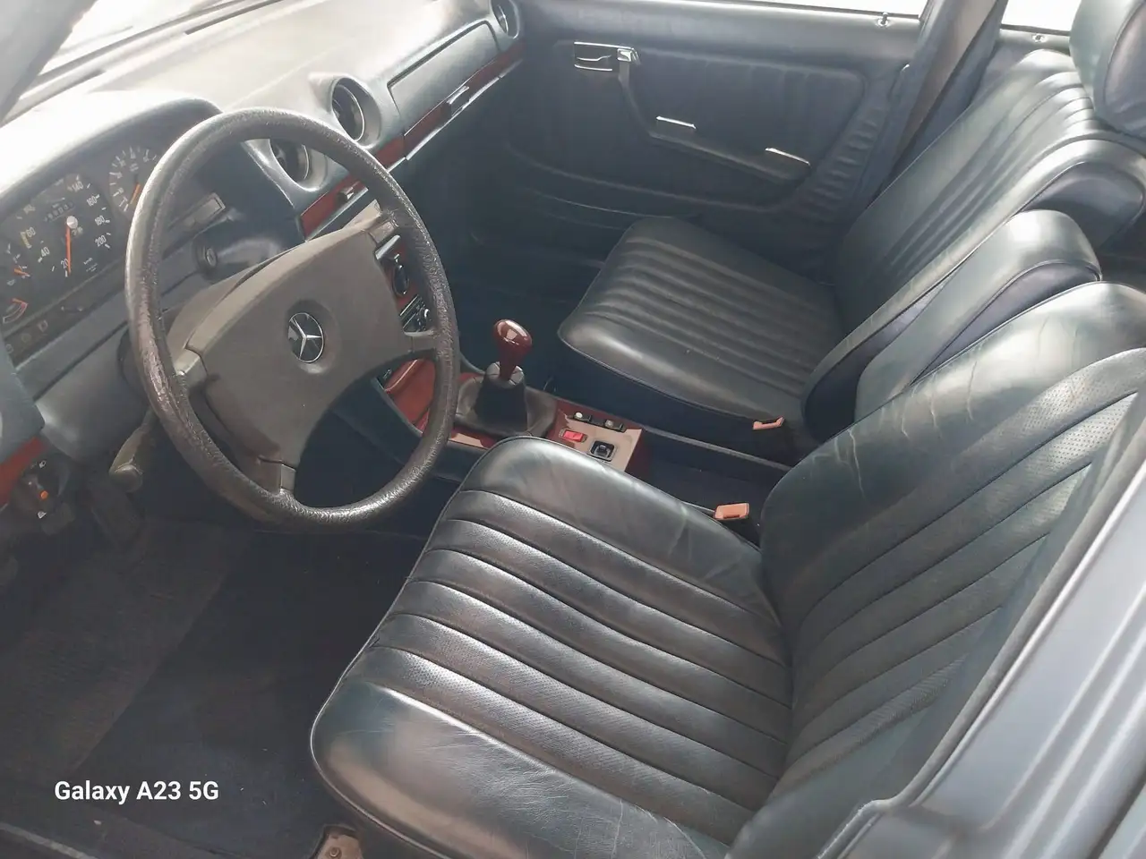 Mercedes-Benz 200 T, foto 6