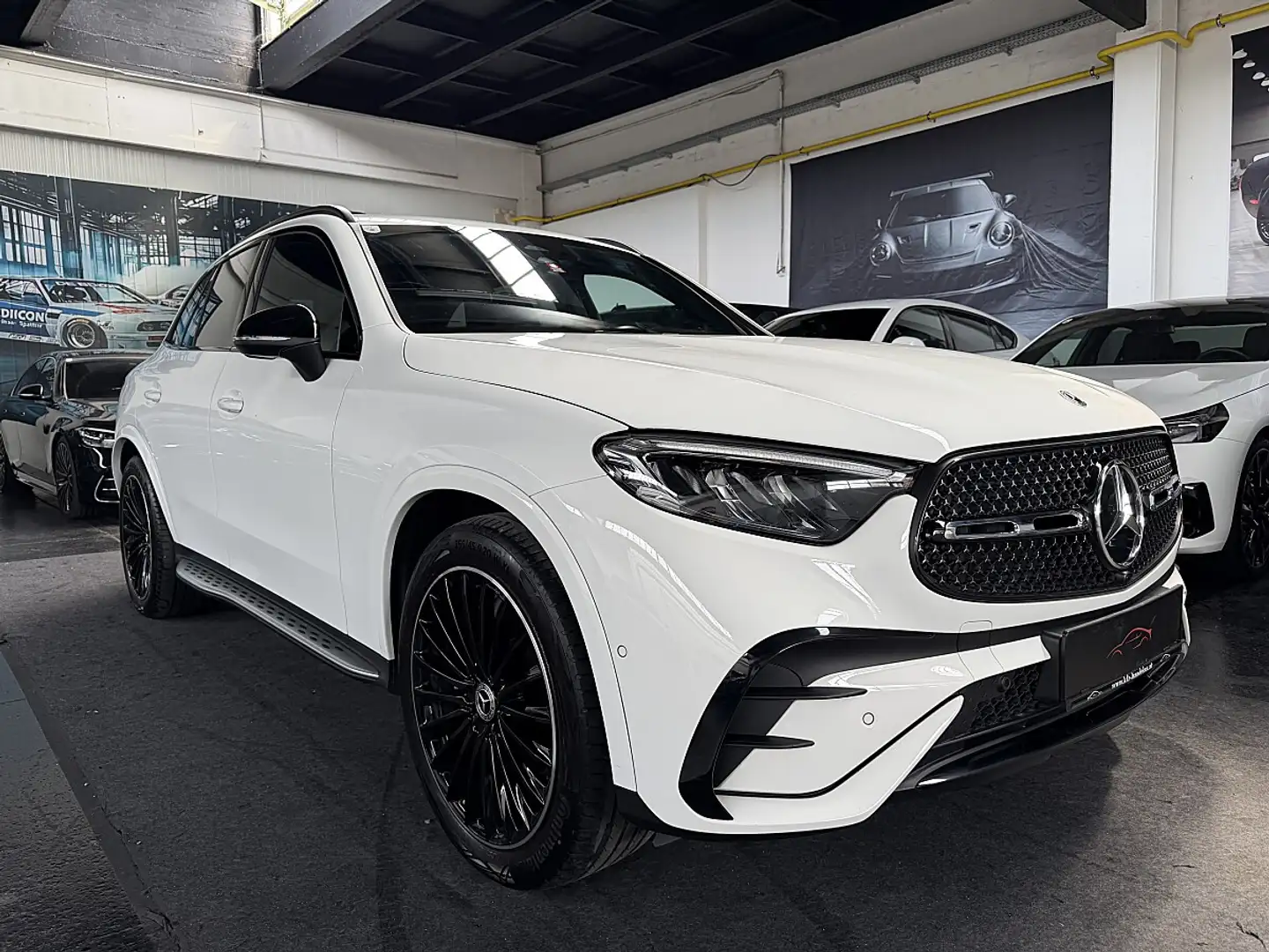 Mercedes-Benz GLC 220 d 4MATIC AMG PAKET * 1 BESITZ * FINANZIERUNG * Weiß - 2