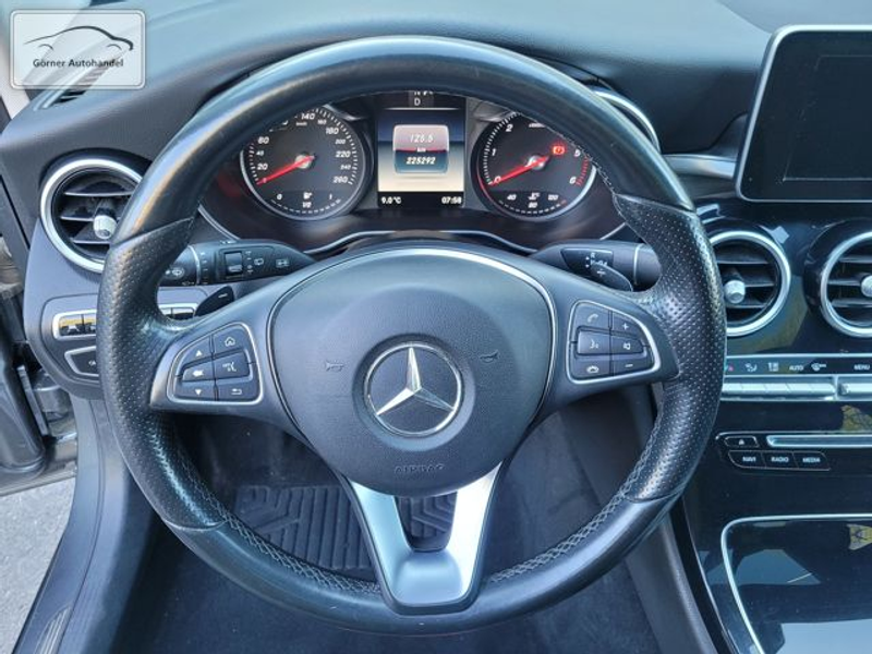 Mercedes-Benz C 250 d T Avantgarde Night+HUD+Kamera+Pano+18" — photo 18