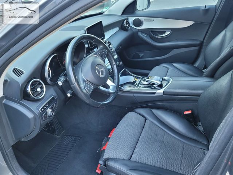 Mercedes-Benz C 250 d T Avantgarde Night+HUD+Kamera+Pano+18" — photo 6