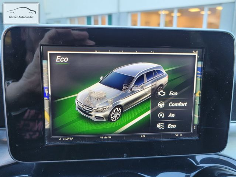 Mercedes-Benz C 250 d T Avantgarde Night+HUD+Kamera+Pano+18" — photo 22