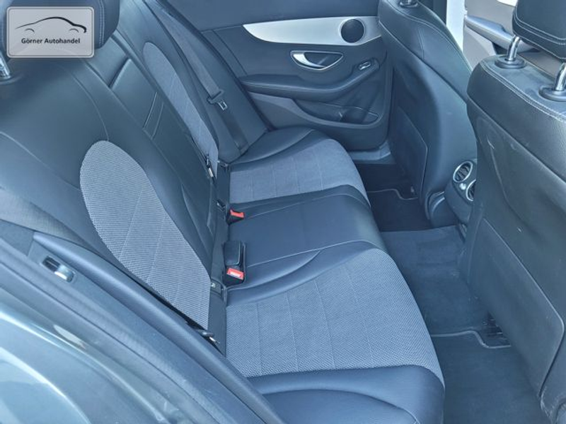 Mercedes-Benz C 250 d T Avantgarde Night+HUD+Kamera+Pano+18" — photo 10
