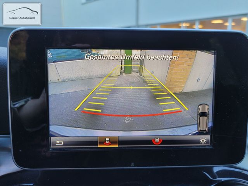 Mercedes-Benz C 250 d T Avantgarde Night+HUD+Kamera+Pano+18" — photo 23